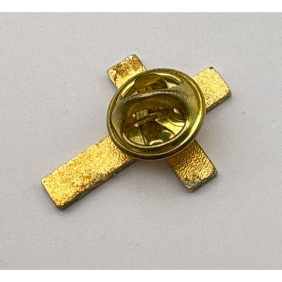 I Love Jesus Cross Pin Brooch Jesus Loves Me Colored Block Gold Tone Religious - Picture 2 of 6